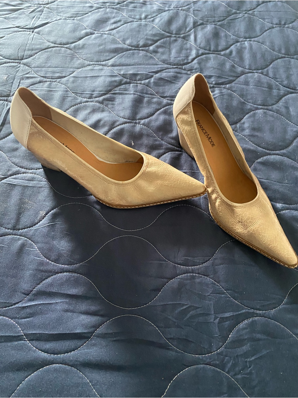 Cream Pointed-Toe Low Heel Pumps
